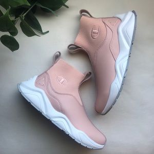 Women’s size 6.5 Champion High Tops in Pink